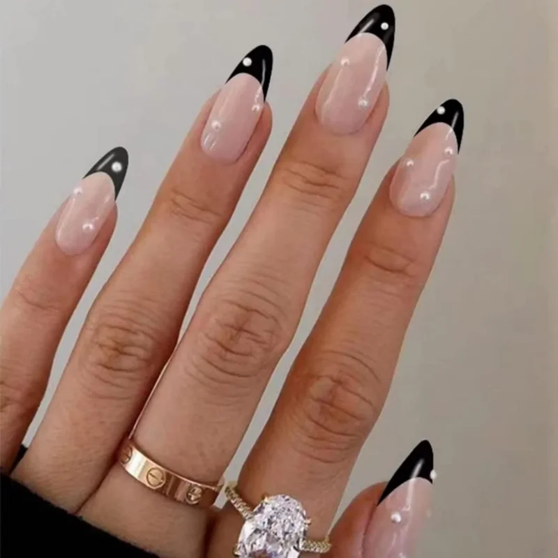 24 Stück Schwarz Acryl Press on Nägel Pearls Kurz