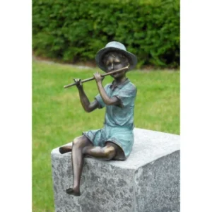Bronzen beeld Jongen met fluit 20x10x12cm - Doika - Bronzen beeld - Doika - 5410807013410 - AN1341BRW-V