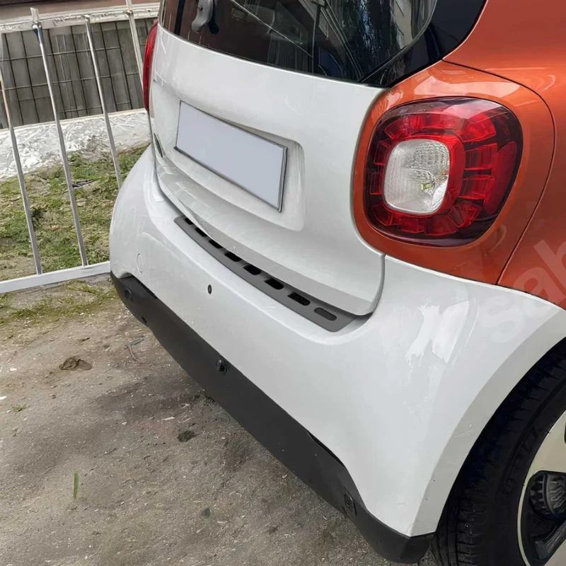 Ladekantenschutz Stoßstange für Smart ForTwo W453 2014-24 Edelstahl Dunkel Chrom